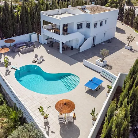 Casa Scorpio Villa *